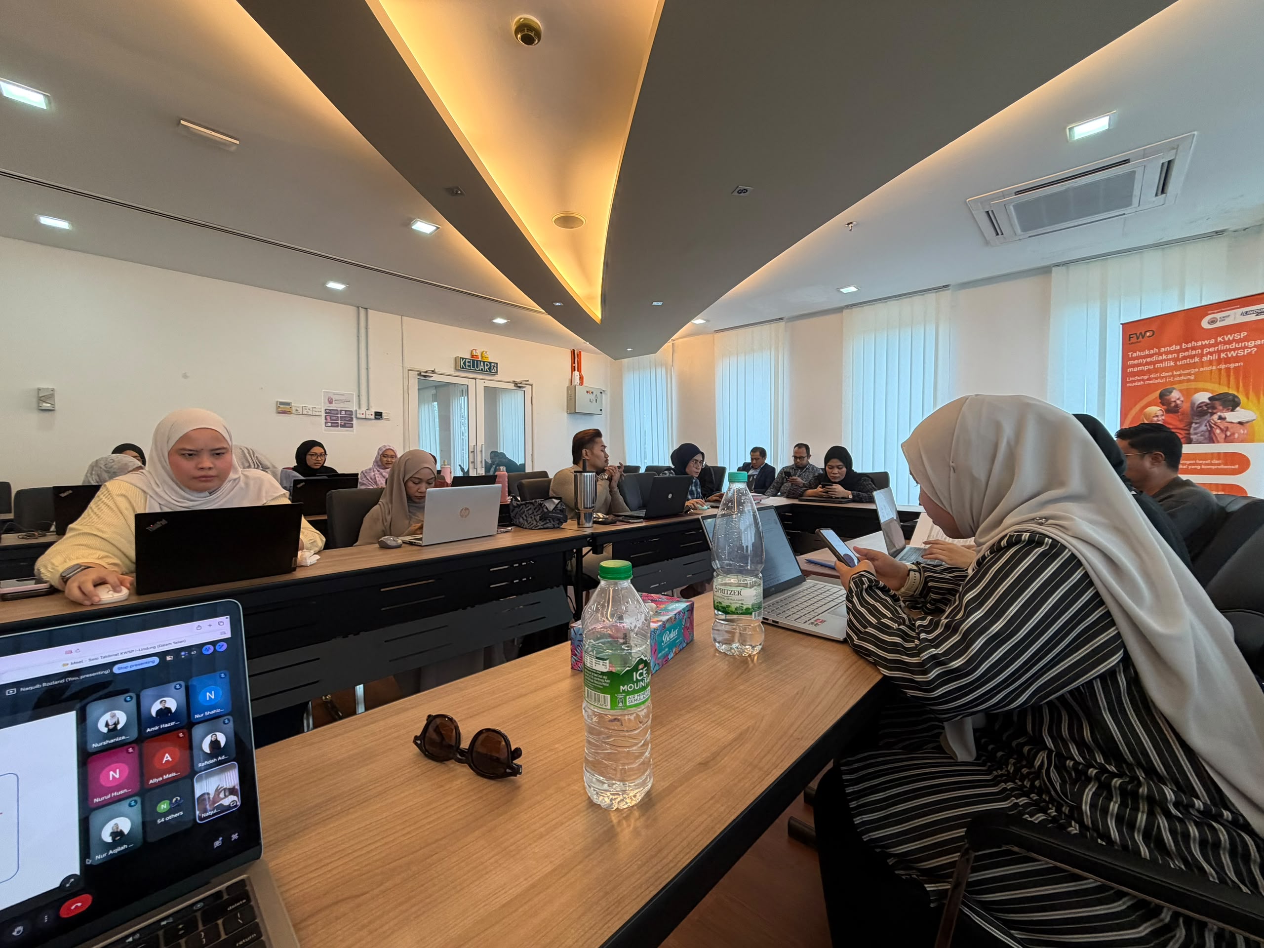 Latihan Hands-on Digital